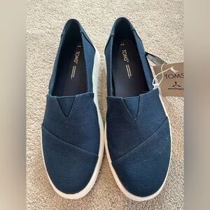 TOMS Navy Canvas Slip-On Shoes with White Sole